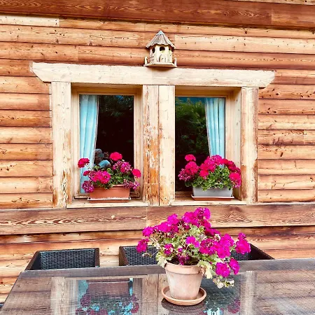 Chalet & 5 Stars Alpaga *