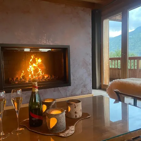 & 5 Stars Alpaga Chalet Manigod